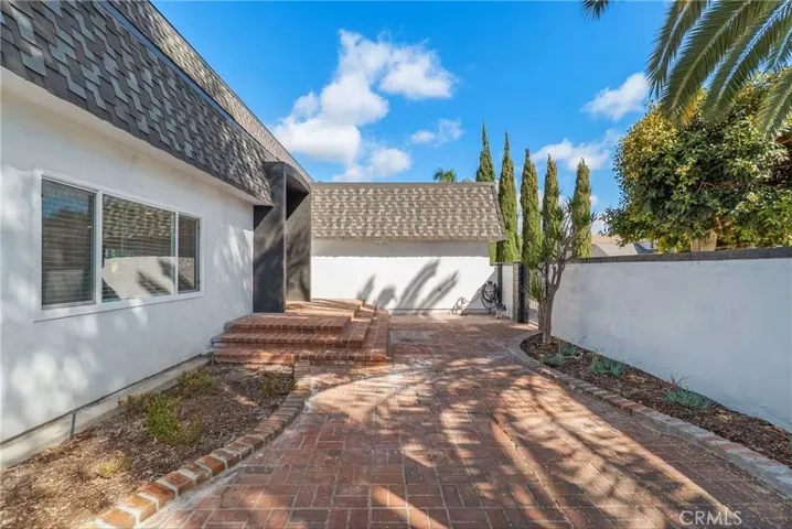 25421 Adriana, Mission Viejo, California 92691