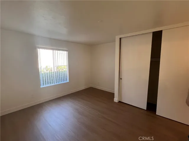 desk/vanity area in primary bedroom