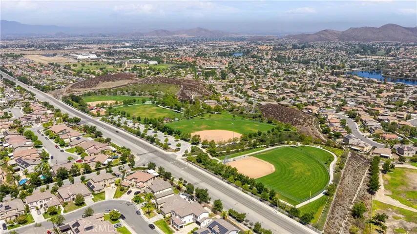 29290 Hartford, Menifee, California 92584