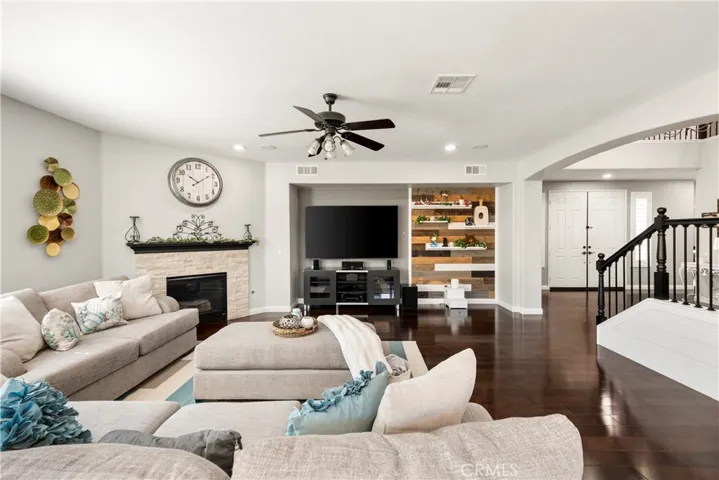 29290 Hartford, Menifee, California 92584