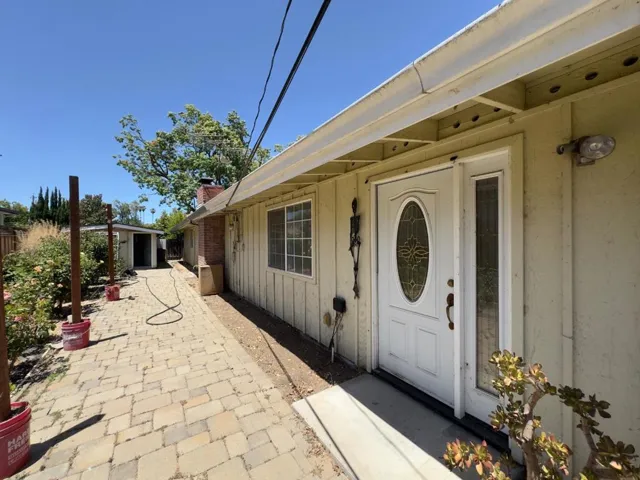 10534 Sterling Boulevard, Cupertino, California 95014