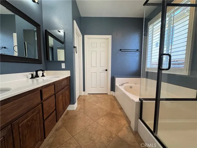 27240 Arrow Point Trail, Corona, California 92883