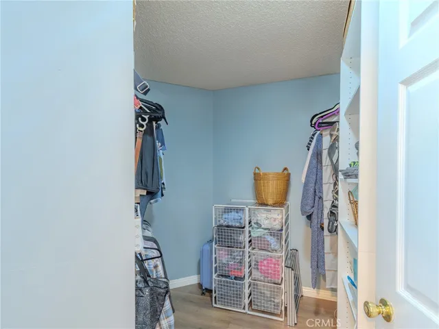 walk in closet