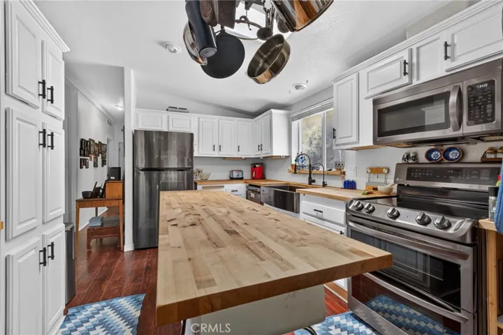 19021 Cypress, Banning, California 92220
