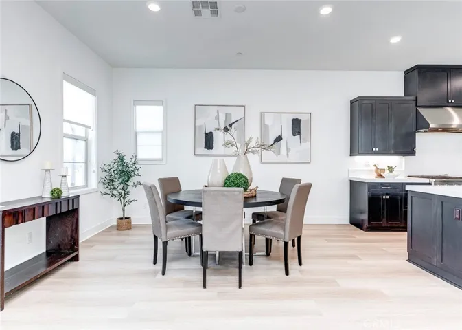 168 Scale, Irvine, California 92618