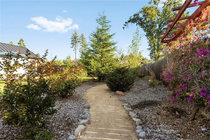 5714 Woodglen, Paradise, California 95969