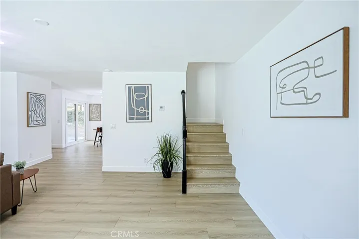 8860 La Salle 4, Cypress, California 90630
