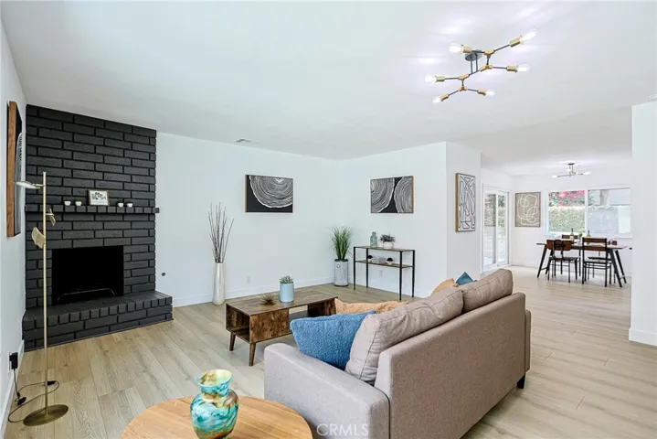 8860 La Salle 4, Cypress, California 90630