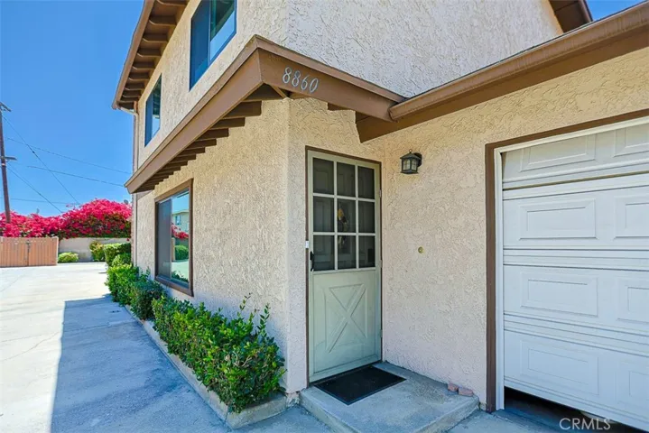 8860 La Salle 4, Cypress, California 90630