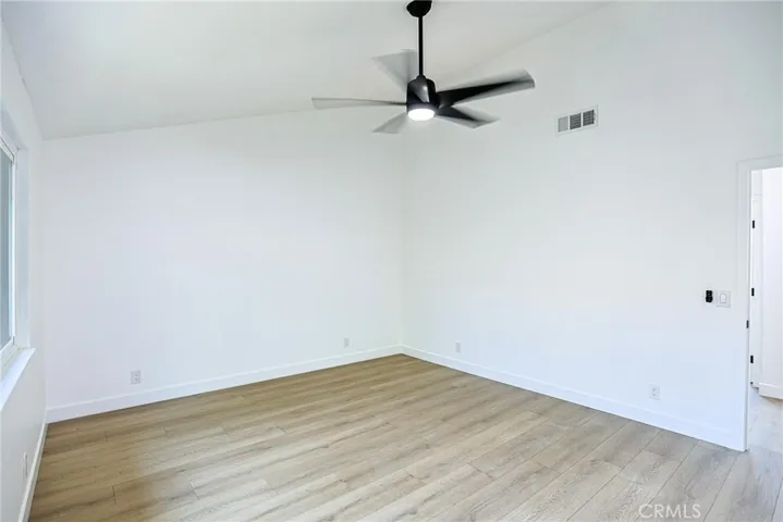 8860 La Salle 4, Cypress, California 90630
