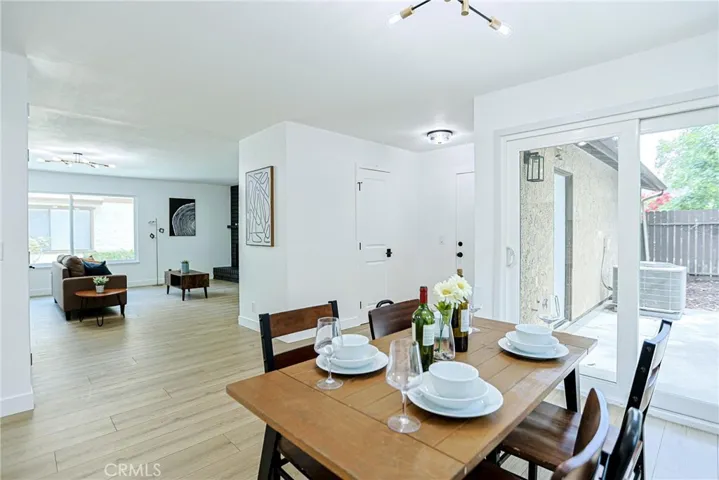 8860 La Salle 4, Cypress, California 90630