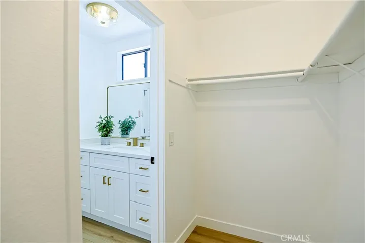 8860 La Salle 4, Cypress, California 90630