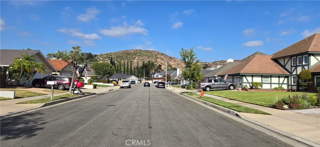 Beautiful cul-de-sac street