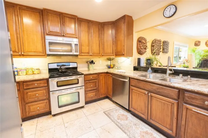 26581 Otay Circle, Mission Viejo, California 92691