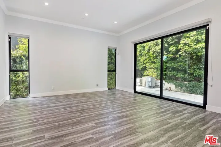 12730 Montana Avenue, Los Angeles, California 90049