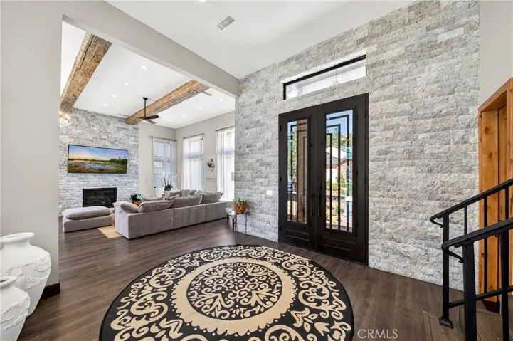1224 Wolf Creek Court, Big Bear Lake, California 92315