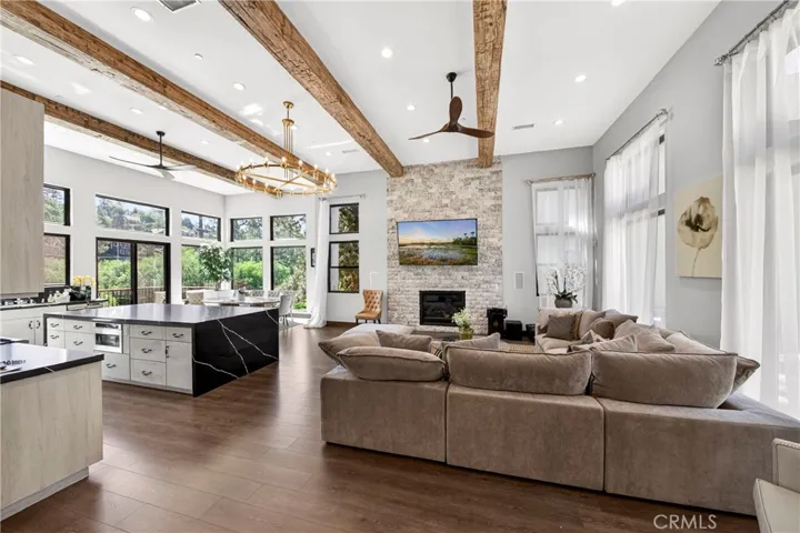 1224 Wolf Creek Court, Big Bear Lake, California 92315