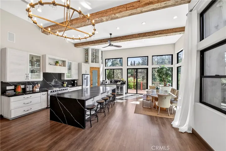 1224 Wolf Creek Court, Big Bear Lake, California 92315