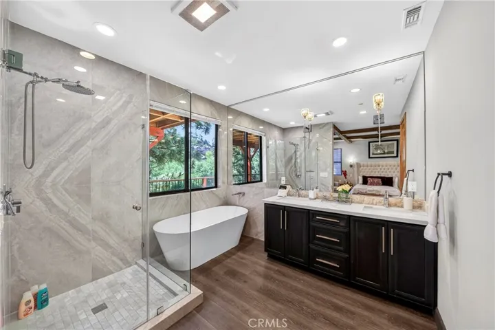 1224 Wolf Creek Court, Big Bear Lake, California 92315