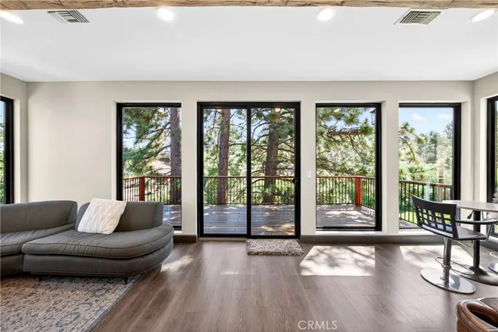 1224 Wolf Creek Court, Big Bear Lake, California 92315