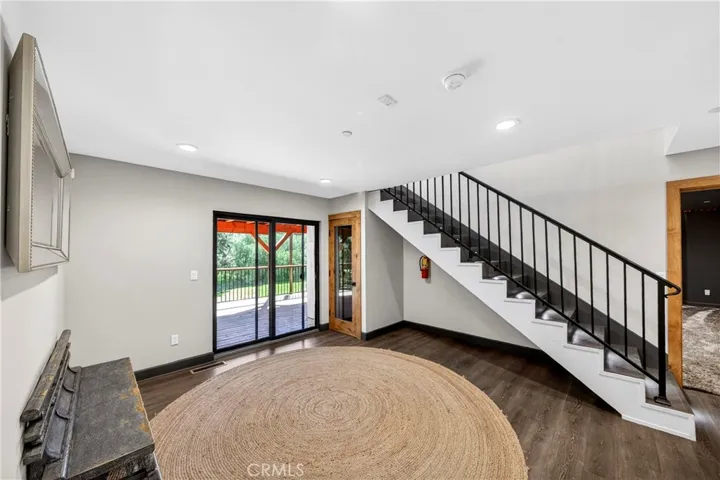 1224 Wolf Creek Court, Big Bear Lake, California 92315