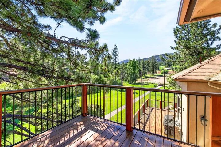 1224 Wolf Creek Court, Big Bear Lake, California 92315