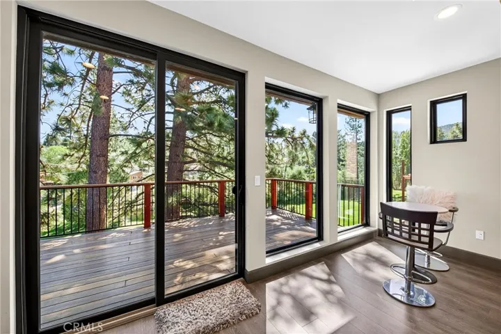 1224 Wolf Creek Court, Big Bear Lake, California 92315