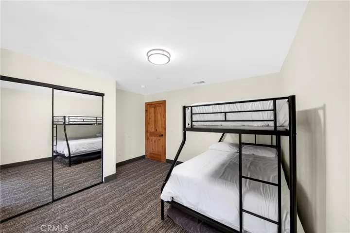 1224 Wolf Creek Court, Big Bear Lake, California 92315