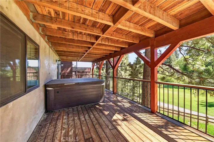 1224 Wolf Creek Court, Big Bear Lake, California 92315