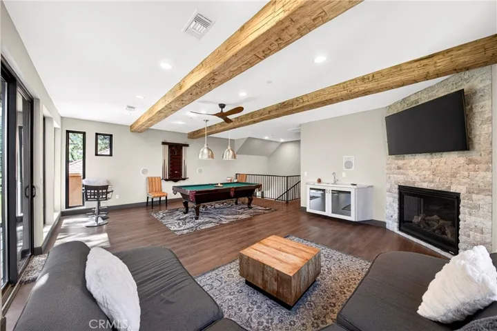 1224 Wolf Creek Court, Big Bear Lake, California 92315