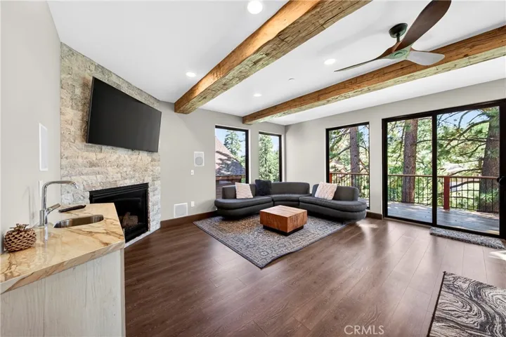 1224 Wolf Creek Court, Big Bear Lake, California 92315