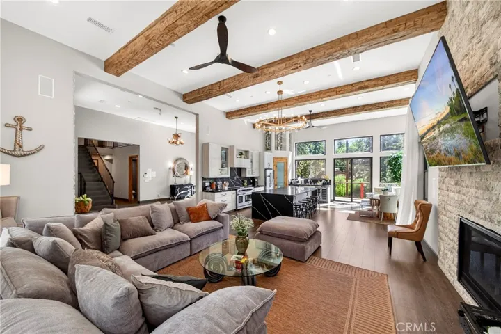 1224 Wolf Creek Court, Big Bear Lake, California 92315