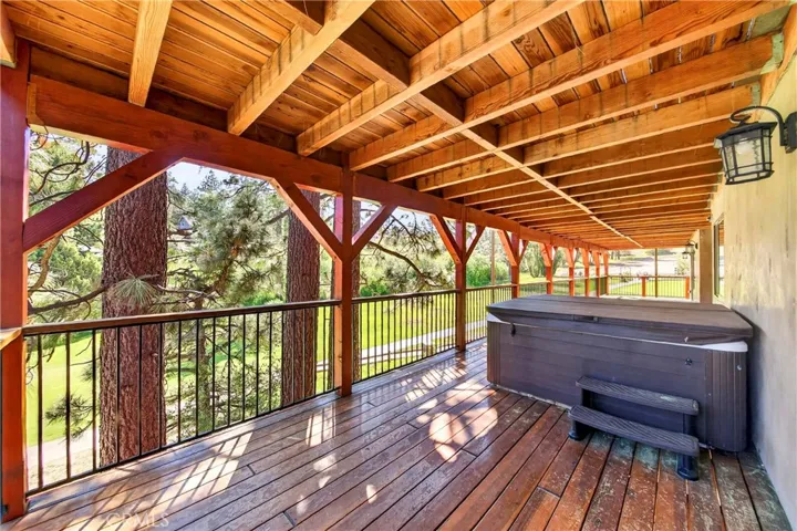 1224 Wolf Creek Court, Big Bear Lake, California 92315