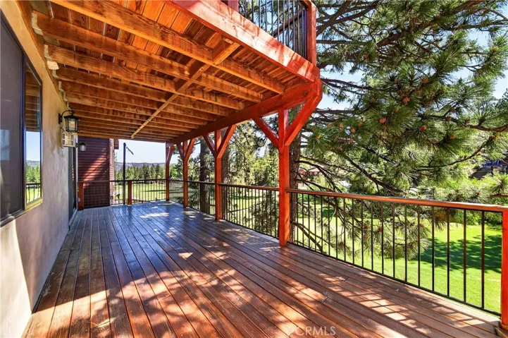 1224 Wolf Creek Court, Big Bear Lake, California 92315