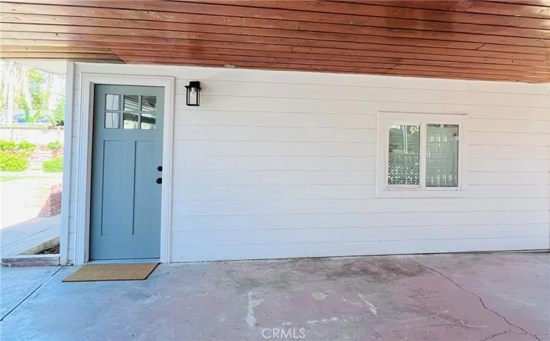 1735 Los Robles Drive, Bakersfield, California 93306