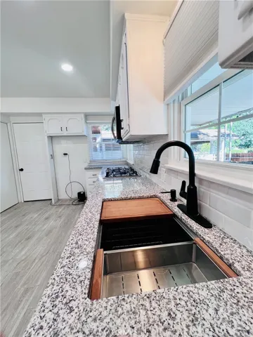 1735 Los Robles Drive, Bakersfield, California 93306