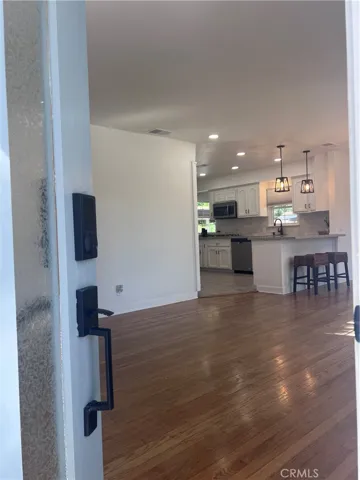 1735 Los Robles Drive, Bakersfield, California 93306