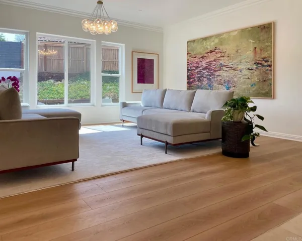 4305 Manchester Avenue, Encinitas, California 92024