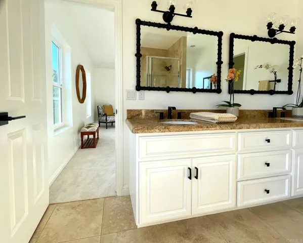 4305 Manchester Avenue, Encinitas, California 92024