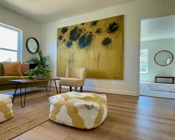 4305 Manchester Avenue, Encinitas, California 92024