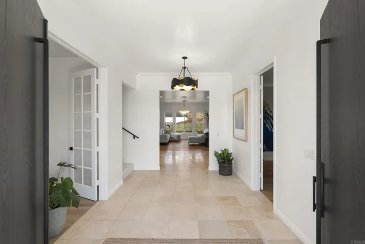 4305 Manchester Avenue, Encinitas, California 92024
