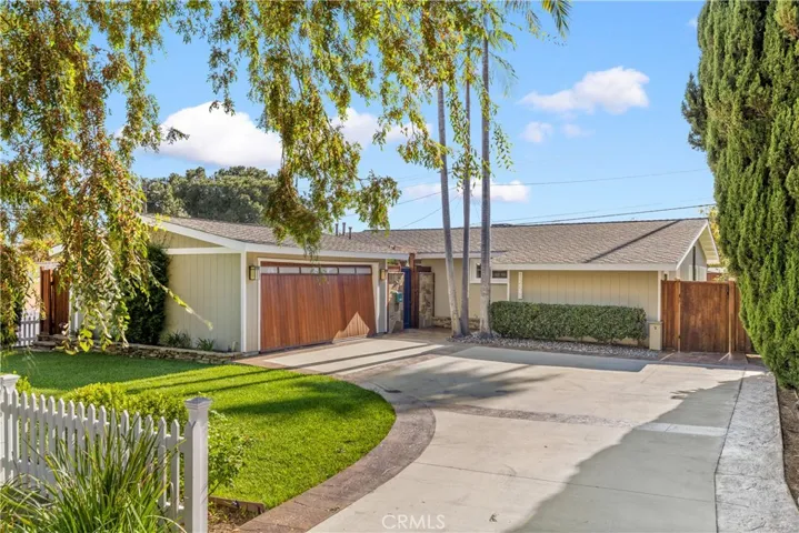 1255 Hastings Ranch Drive, Pasadena, California 91107