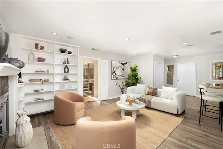 1255 Hastings Ranch Drive, Pasadena, California 91107