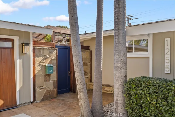 1255 Hastings Ranch Drive, Pasadena, California 91107