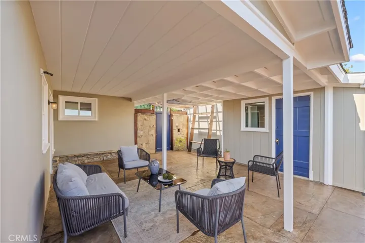 1255 Hastings Ranch Drive, Pasadena, California 91107
