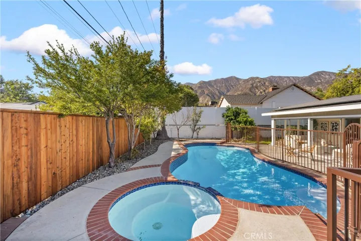 1255 Hastings Ranch Drive, Pasadena, California 91107