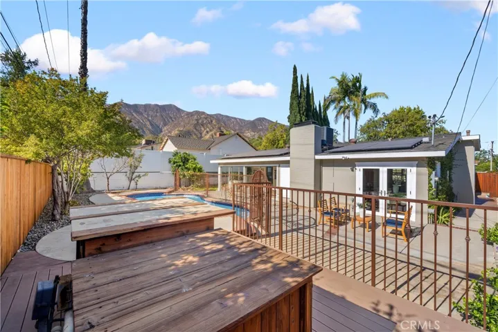 1255 Hastings Ranch Drive, Pasadena, California 91107