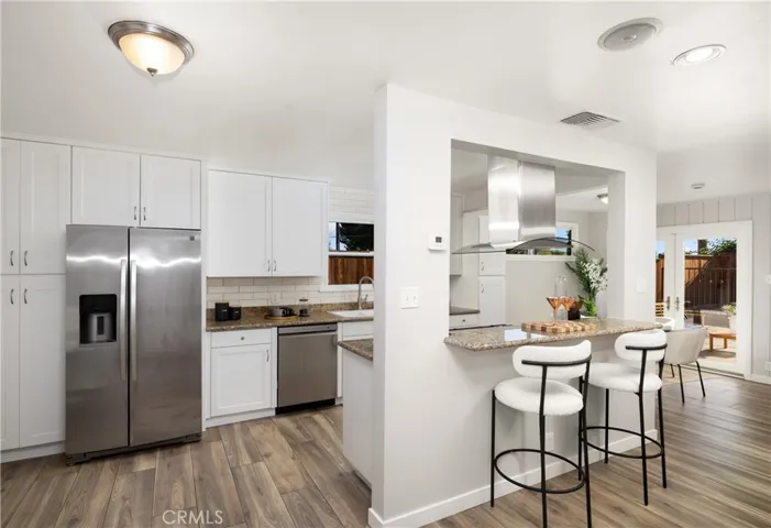 1255 Hastings Ranch Drive, Pasadena, California 91107