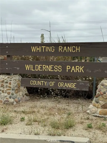 Park and hiking nearby