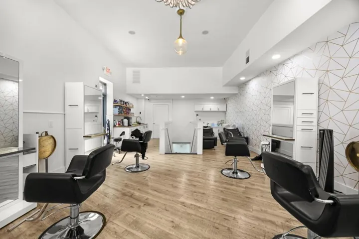1 W Richmond Avenue, Richmond, California 94801